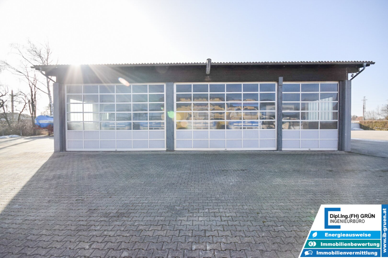 7133m² Betriebsliegenschaft - Betriebshalle, Wohnhäuser, Büro, Garagen, Betriebstankstelle, Baugrund - Projekt für große Arbeiterunterkunft