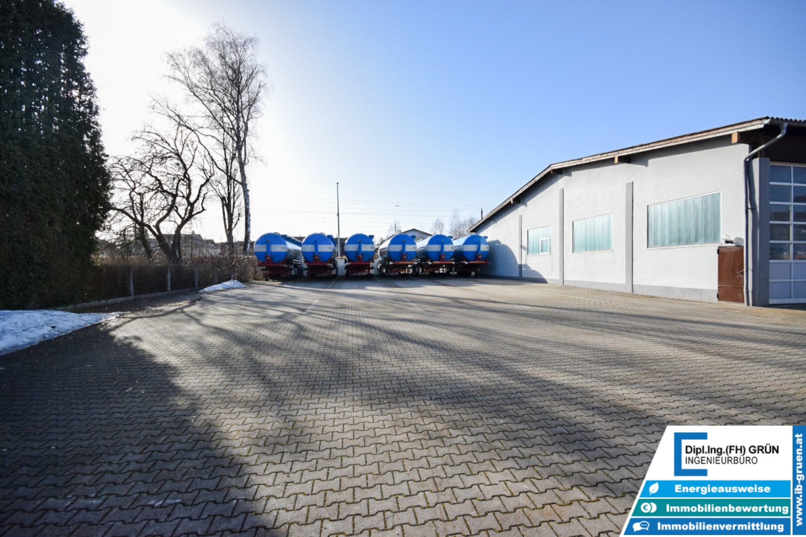 7133m² Betriebsliegenschaft - Betriebshalle, Wohnhäuser, Büro, Garagen, Betriebstankstelle, Baugrund - Projekt für große Arbeiterunterkunft