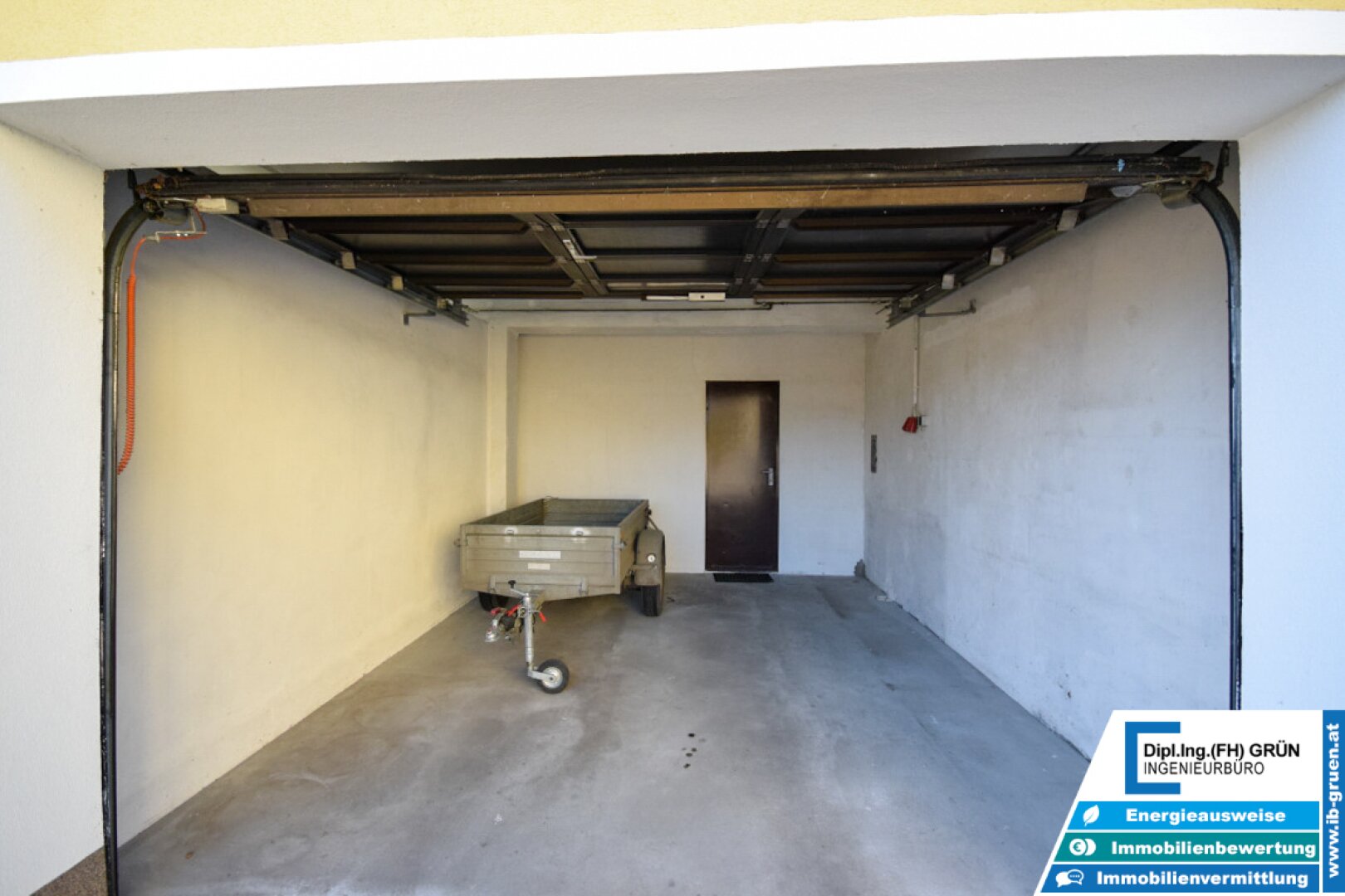 7133m² Betriebsliegenschaft - Betriebshalle, Wohnhäuser, Büro, Garagen, Betriebstankstelle, Baugrund - Projekt für große Arbeiterunterkunft