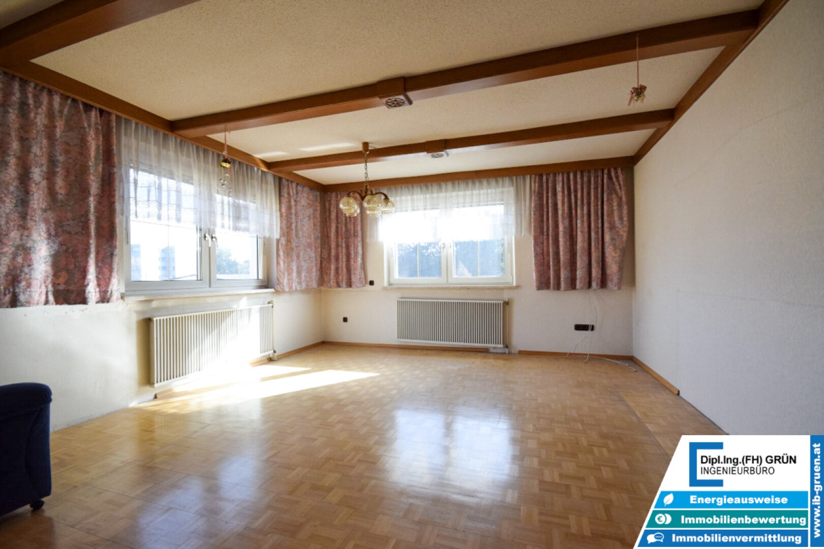 7133m² Betriebsliegenschaft - Betriebshalle, Wohnhäuser, Büro, Garagen, Betriebstankstelle, Baugrund - Projekt für große Arbeiterunterkunft