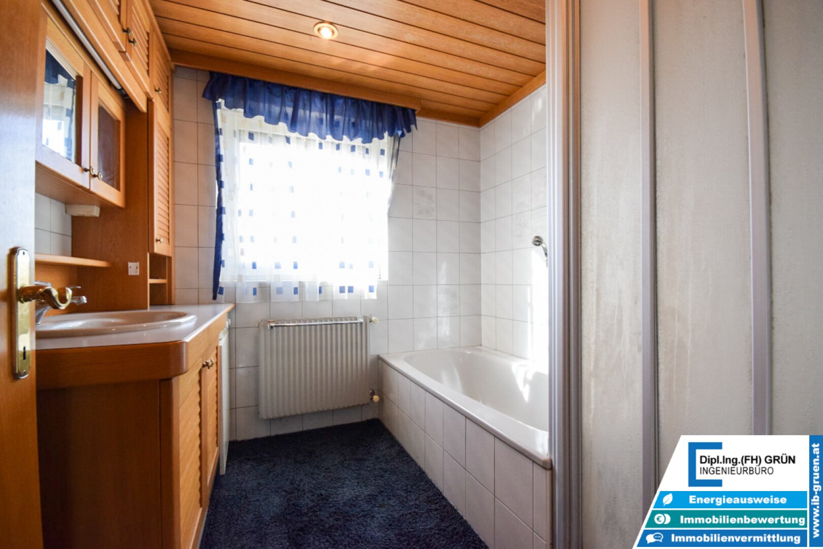 7133m² Betriebsliegenschaft - Betriebshalle, Wohnhäuser, Büro, Garagen, Betriebstankstelle, Baugrund - Projekt für große Arbeiterunterkunft
