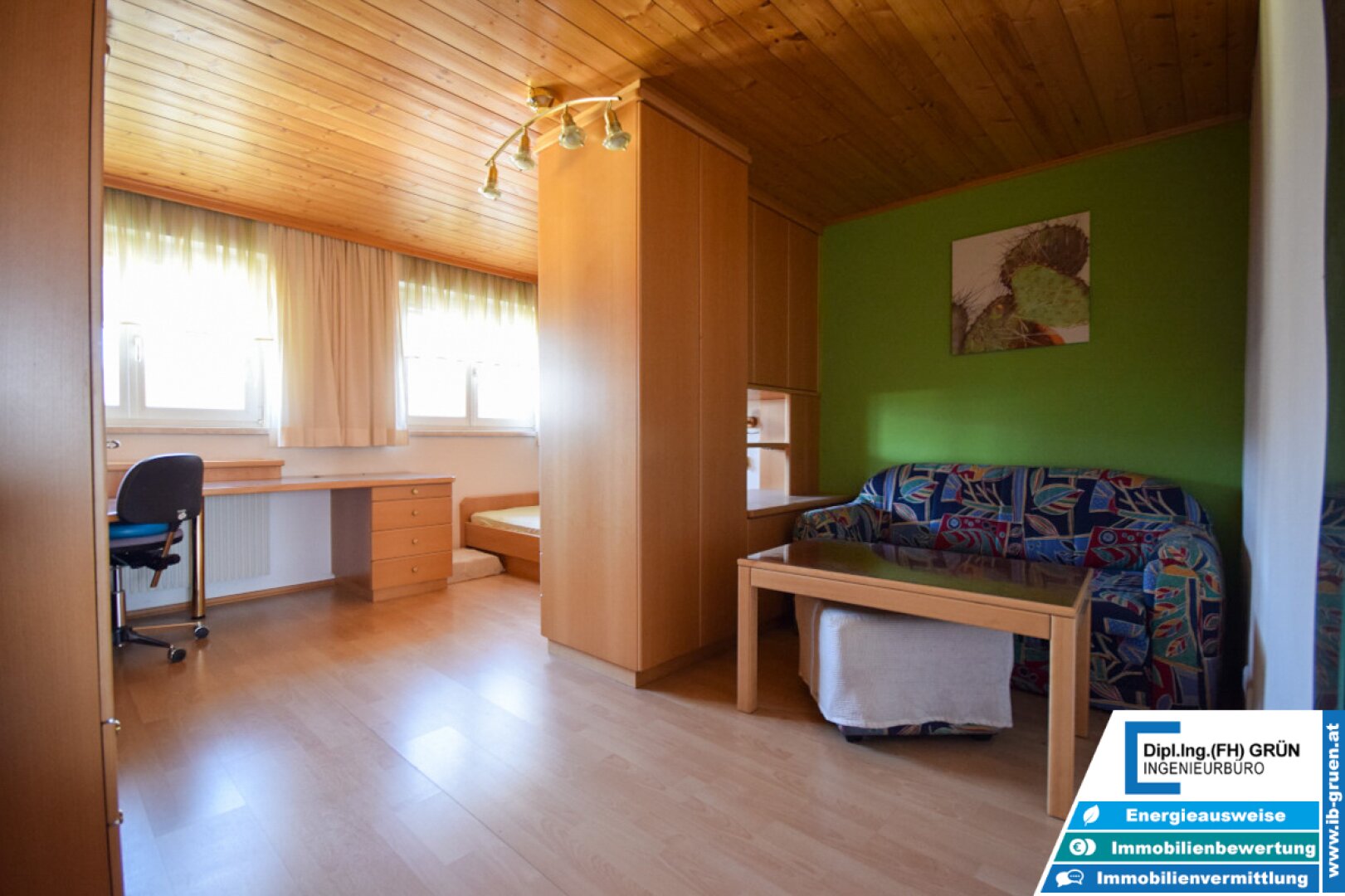 7133m² Betriebsliegenschaft - Betriebshalle, Wohnhäuser, Büro, Garagen, Betriebstankstelle, Baugrund - Projekt für große Arbeiterunterkunft