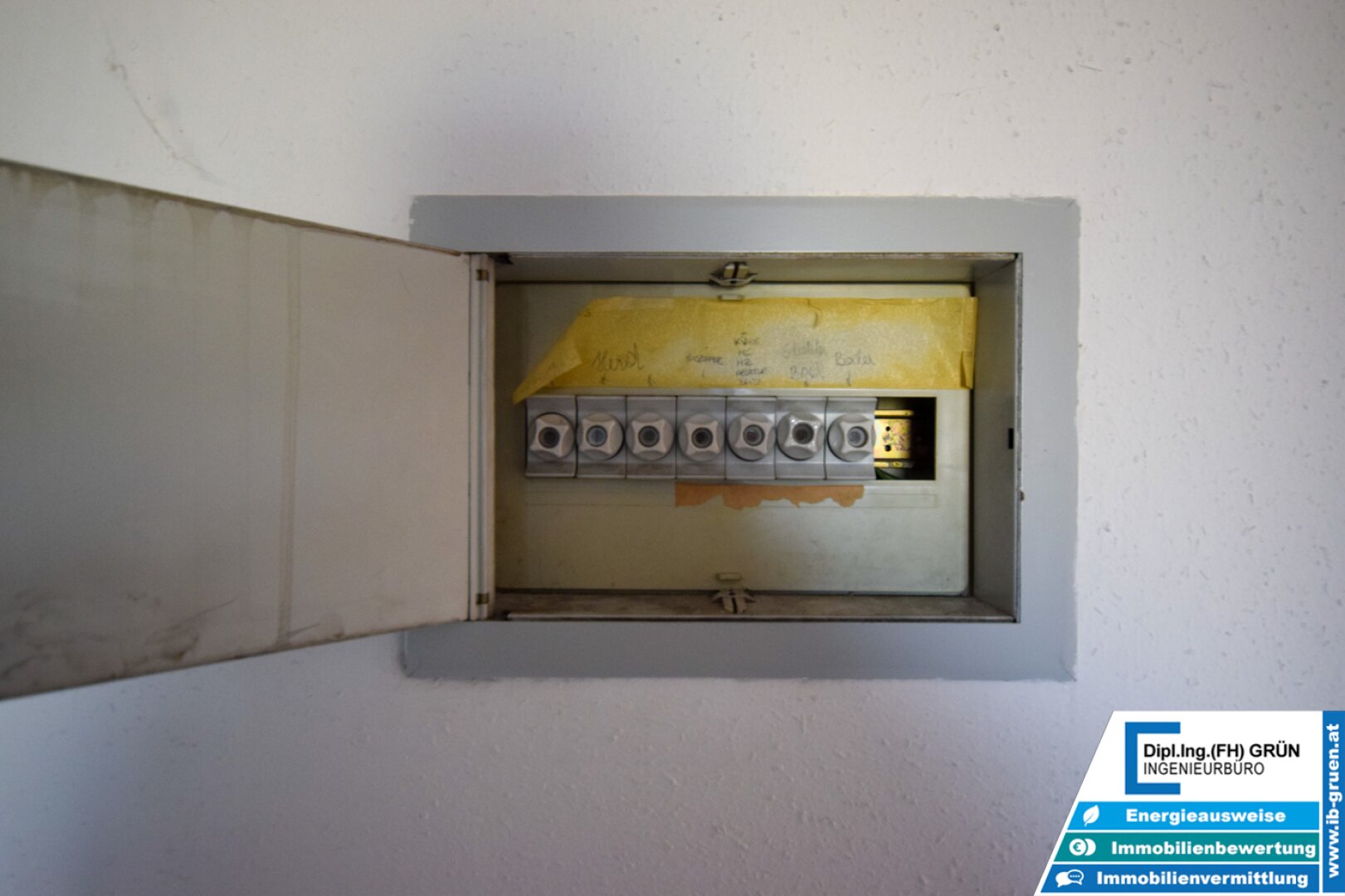 Gepflegte 2-Zimmer-Mietwohnung mit 59m² WFL und Loggia