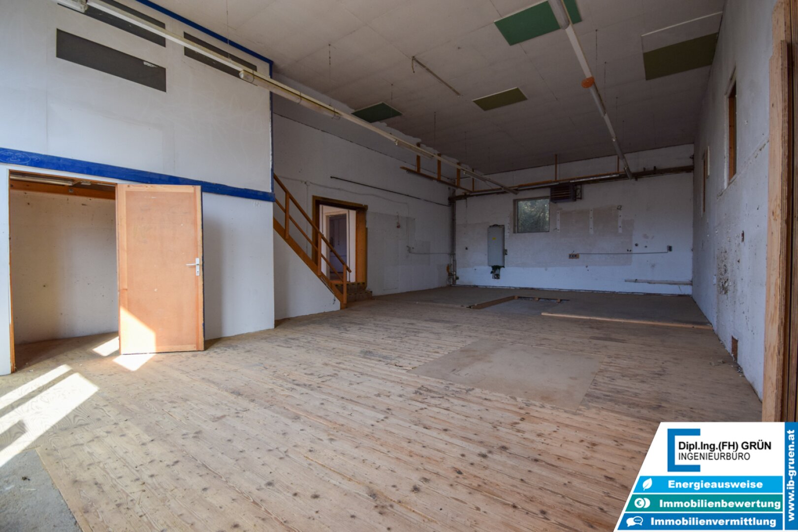 Vielseitige Gewerbeliegenschaft mit Büro & Hallenflächen auf 2.950 m²