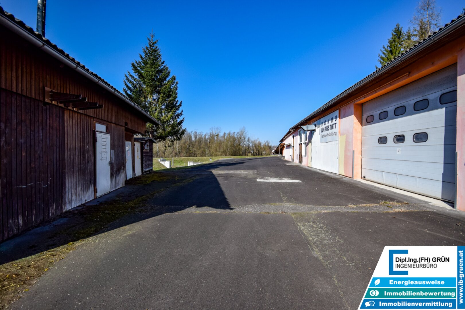 Vielseitige Gewerbeliegenschaft mit Büro & Hallenflächen auf 2.950 m²