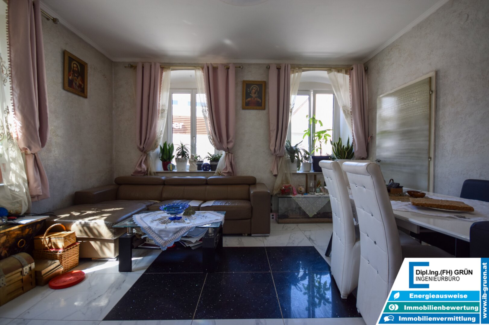 Charmantes Einfamilienhaus im Zentrum von Seitenstetten – saniert, Garage, Terrasse, Fernwärme