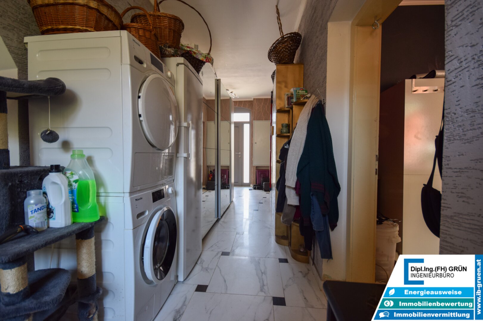 Charmantes Einfamilienhaus im Zentrum von Seitenstetten – saniert, Garage, Terrasse, Fernwärme