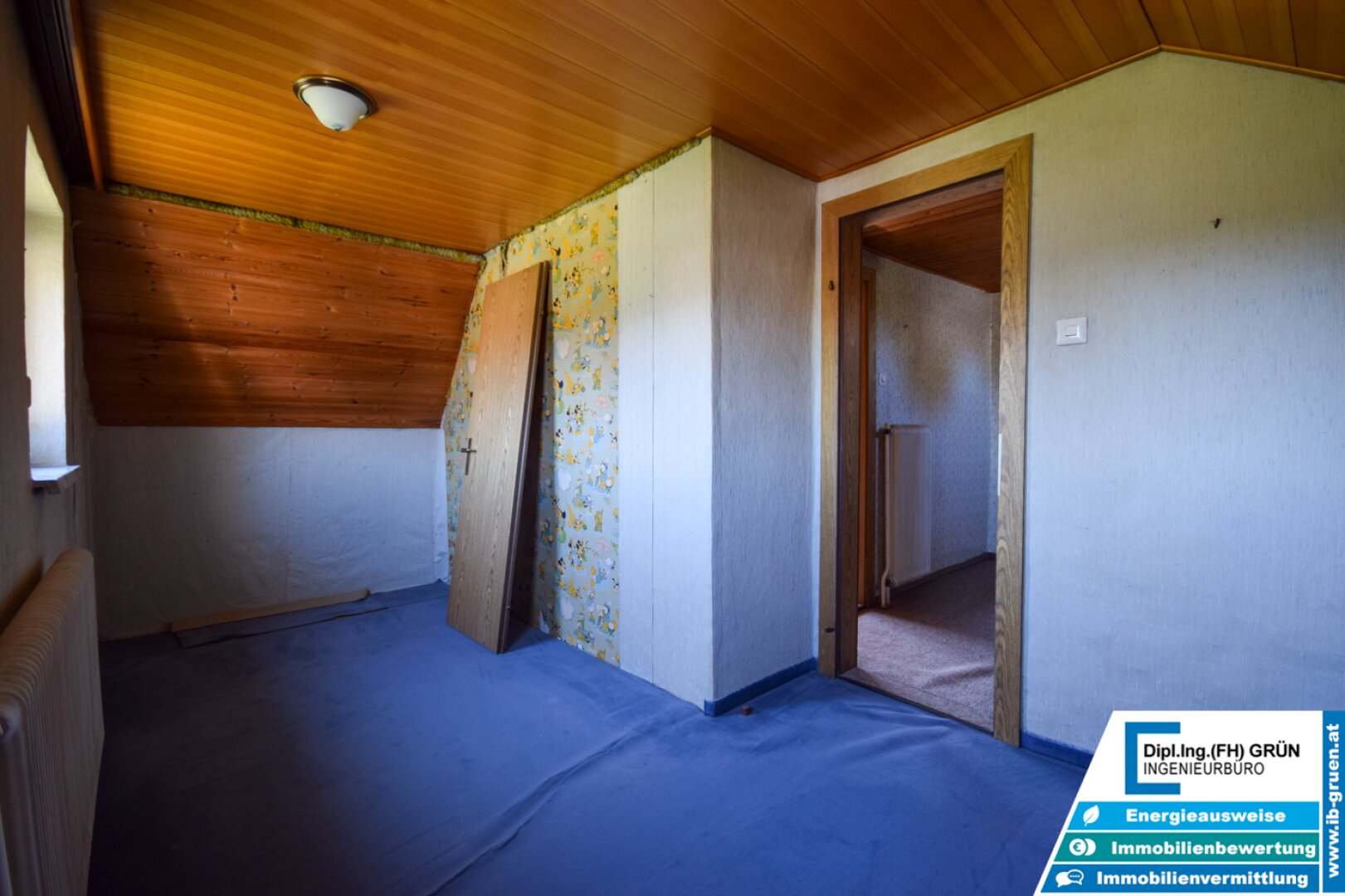 Toplage! Haus mit großem Grundstück, 2- bzw. 3-fach Garage & neuer Luftwärmepumpe