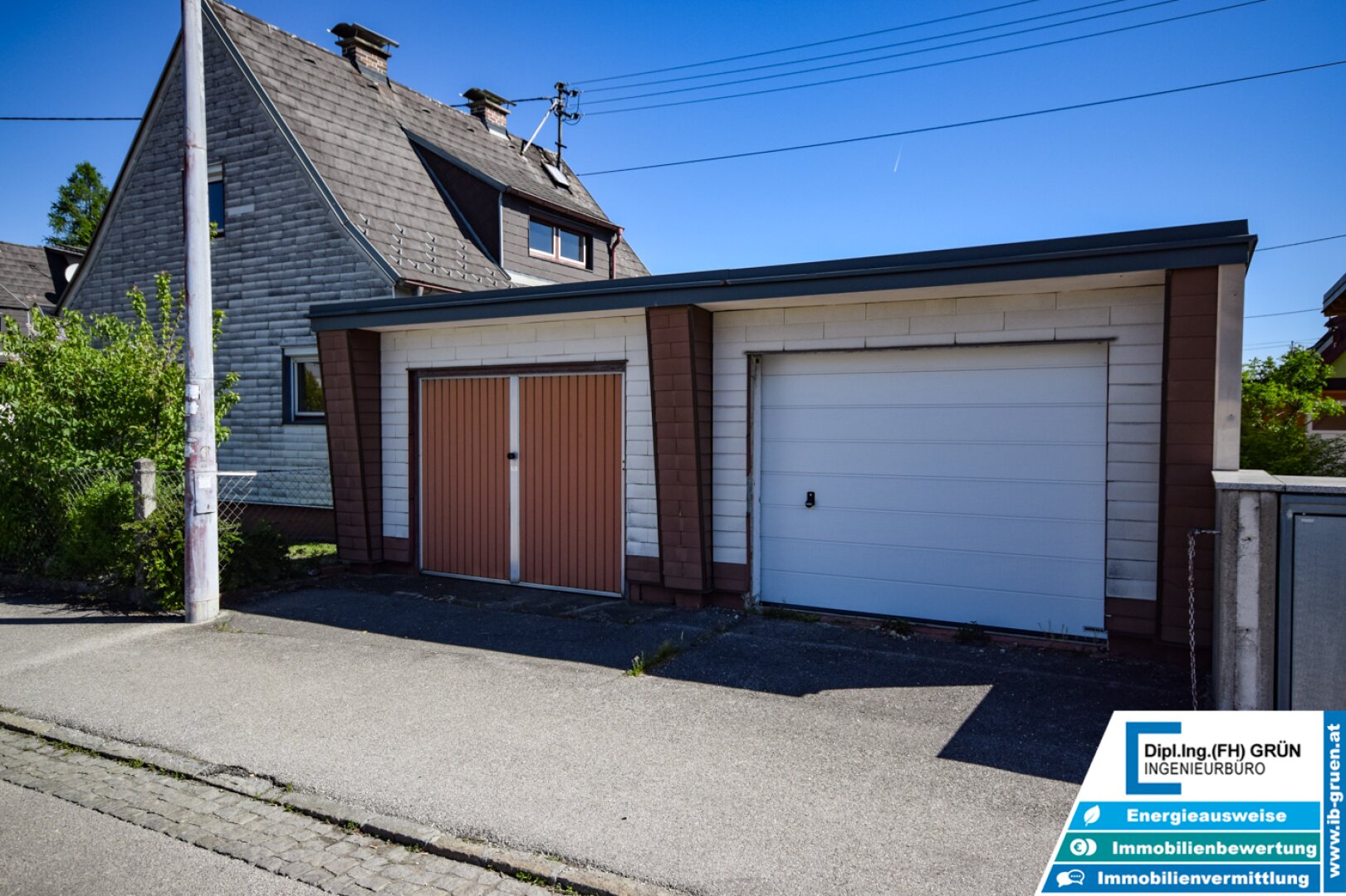 Toplage! Haus mit großem Grundstück, 2- bzw. 3-fach Garage & neuer Luftwärmepumpe
