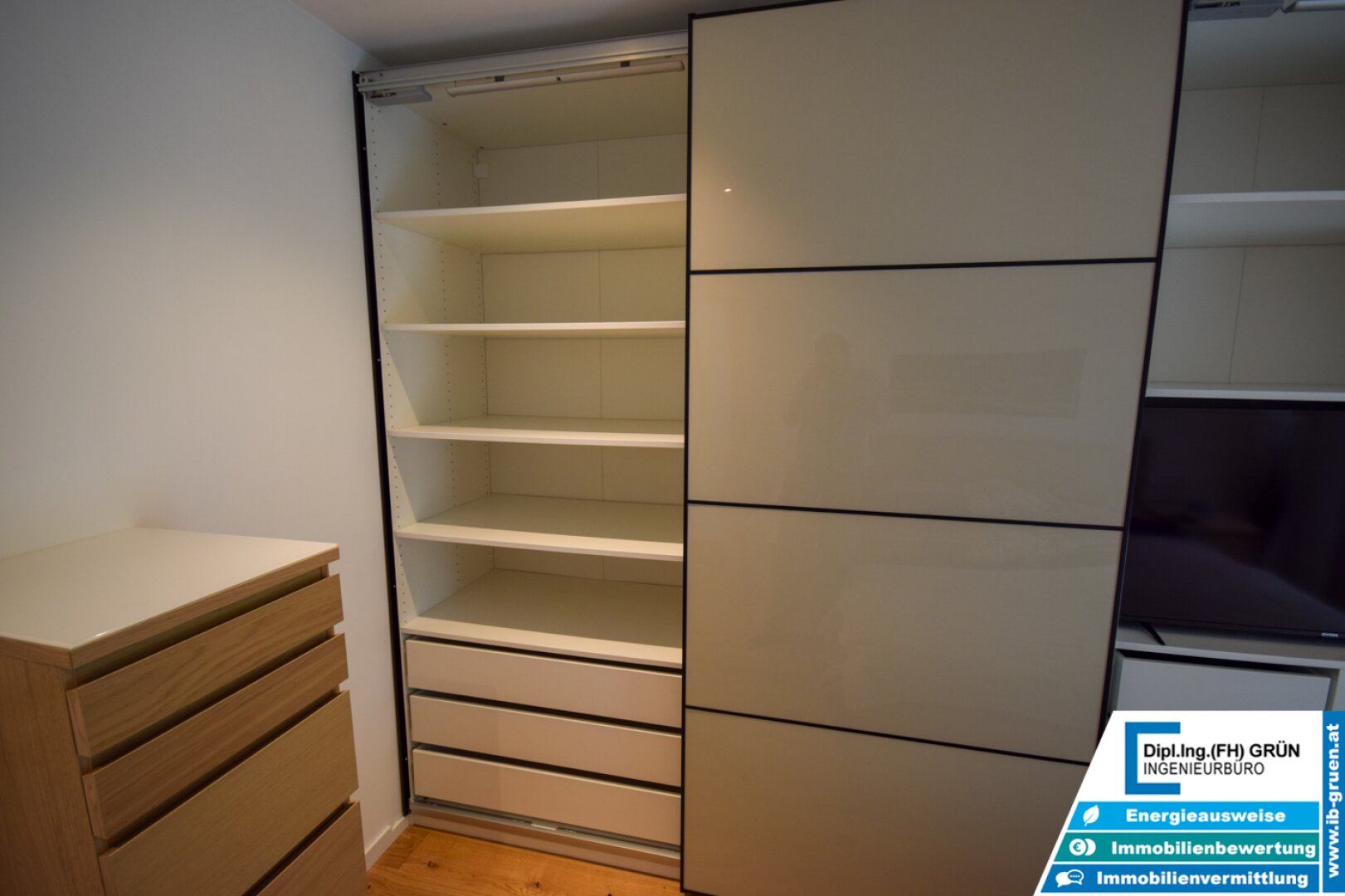 TOP-Lage! Hochwertig kernsanierte 3-Zimmer-Wohnung mit Smart Home, Garage & Balkon