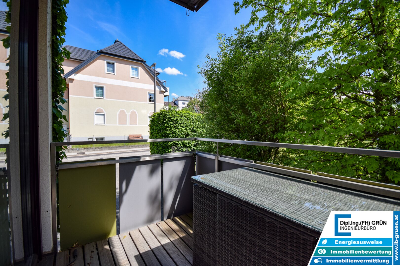 TOP-Lage! Hochwertig kernsanierte 3-Zimmer-Wohnung mit Smart Home, Garage & Balkon