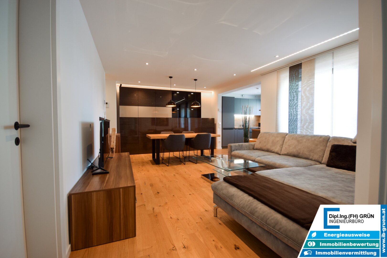 TOP-Lage! Hochwertig kernsanierte 3-Zimmer-Wohnung mit Smart Home, Garage & Balkon