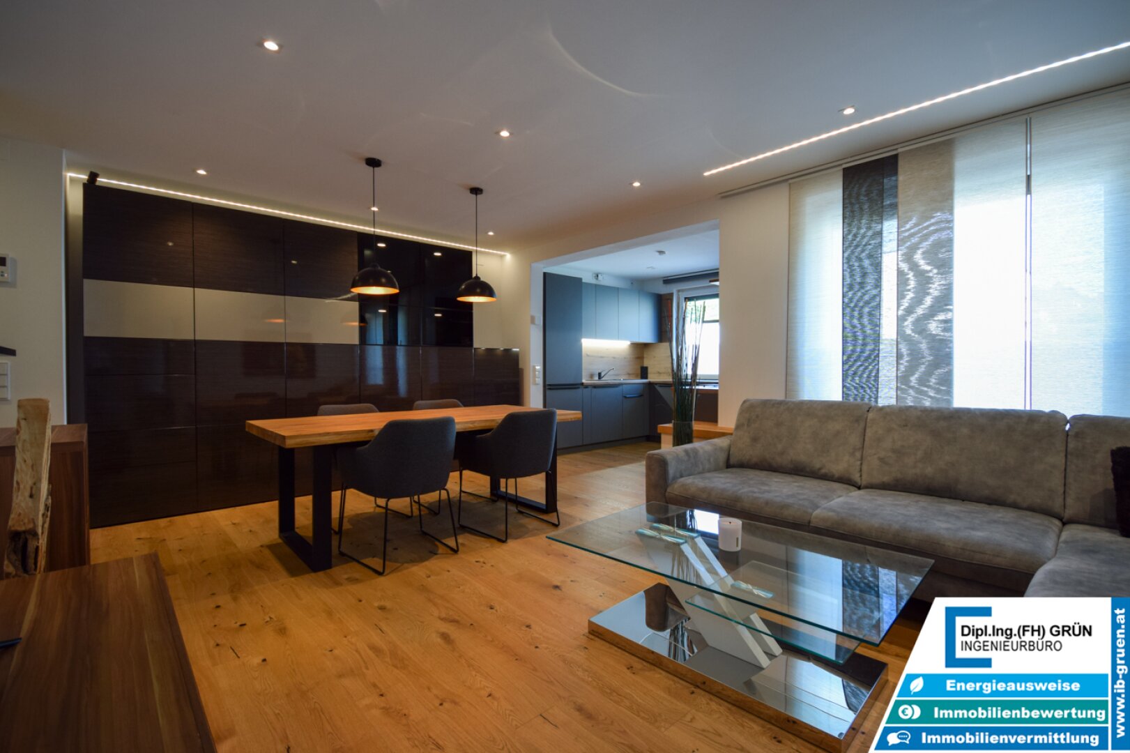 TOP-Lage! Hochwertig kernsanierte 3-Zimmer-Wohnung mit Smart Home, Garage & Balkon