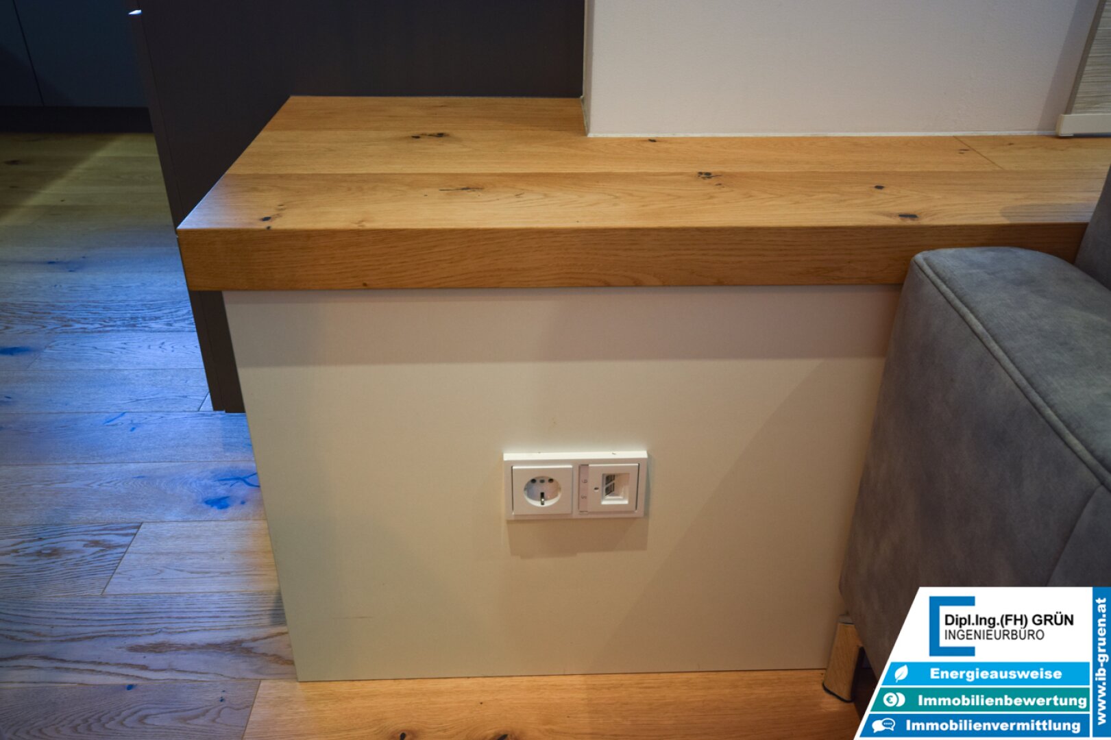 TOP-Lage! Hochwertig kernsanierte 3-Zimmer-Wohnung mit Smart Home, Garage & Balkon