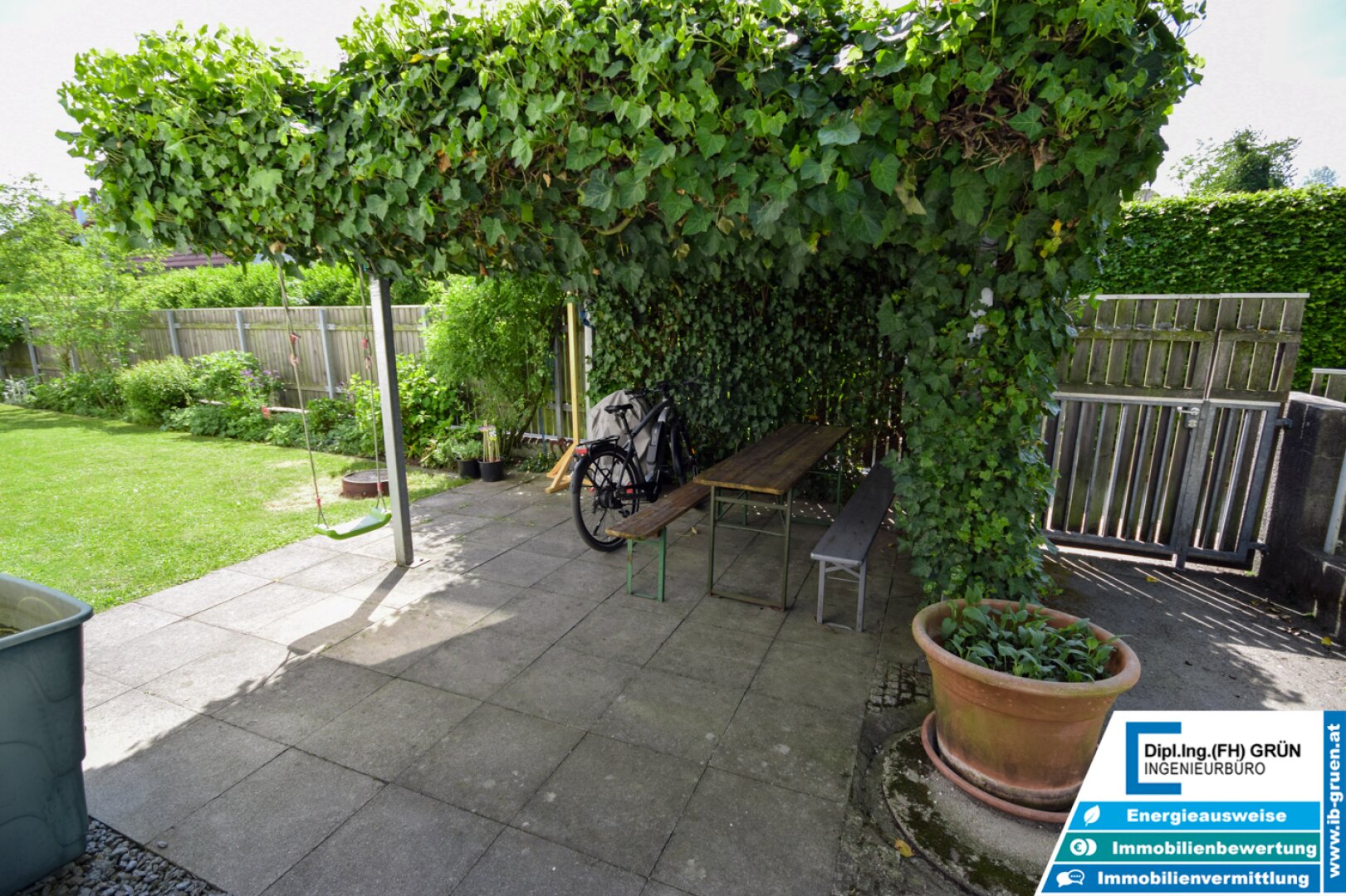 TOP-Lage! Hochwertig kernsanierte 3-Zimmer-Wohnung mit Smart Home, Garage & Balkon