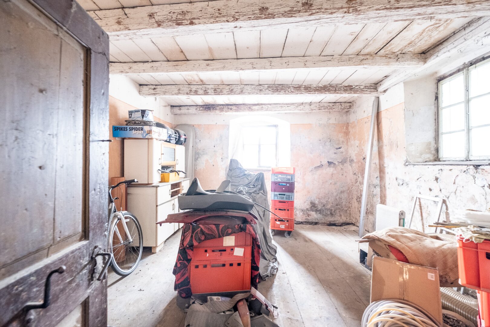 Gelegenheit: historisches Bauernhaus in Kematen / Tirol (auch für Privatpersonen zu kaufen)