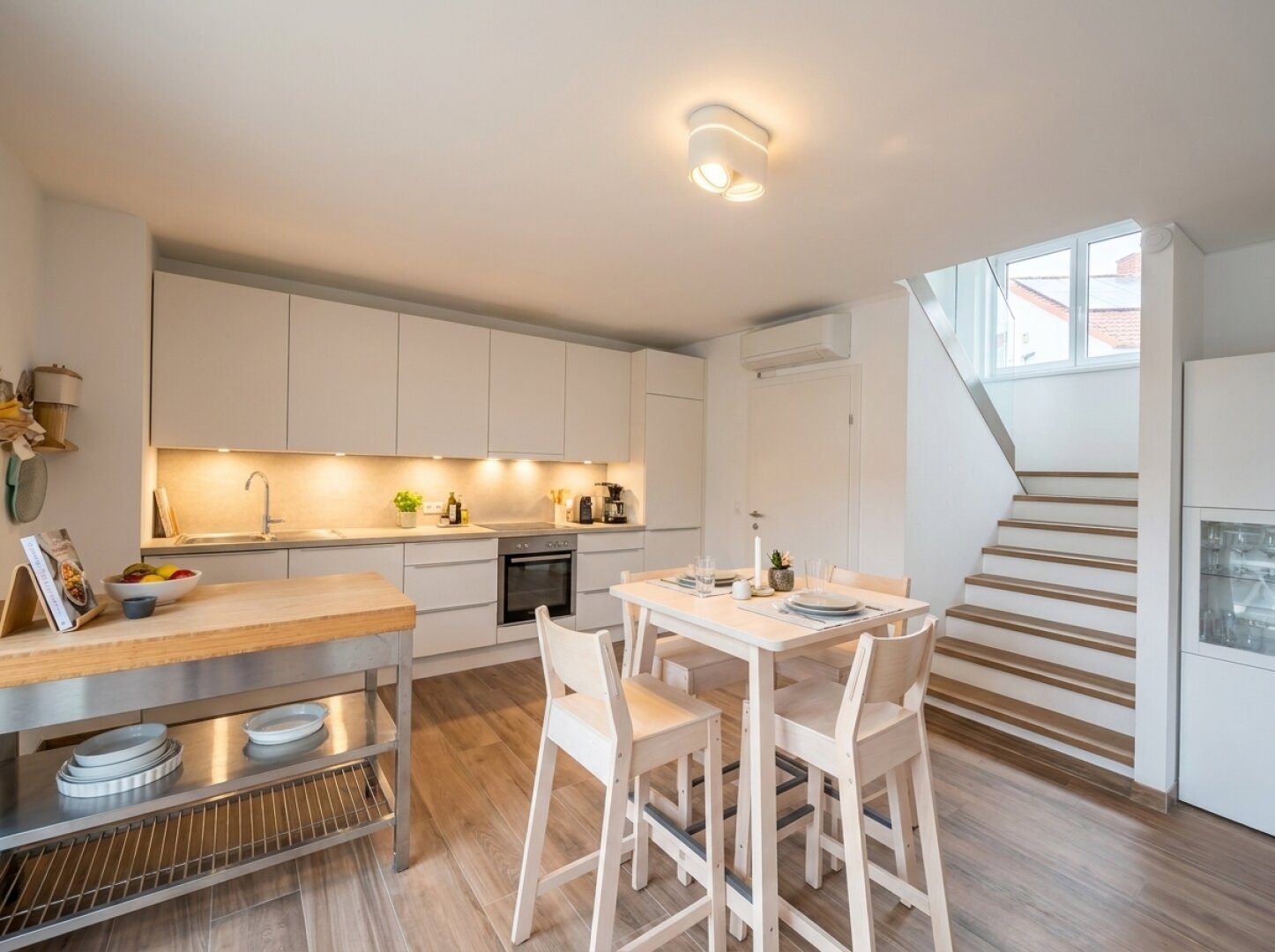 Moderne Doppelhaushälfte in Grünruhelage - 4 Zimmer, 2 Bäder, Garten, Terrasse, Stellplatz