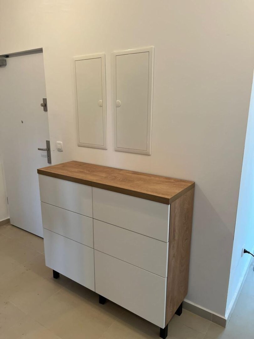 Luxuriöse, voll ausgestattete 4-Zimmer-Apartments/Terrasse/Garten/TG-Platz und Privatpool!