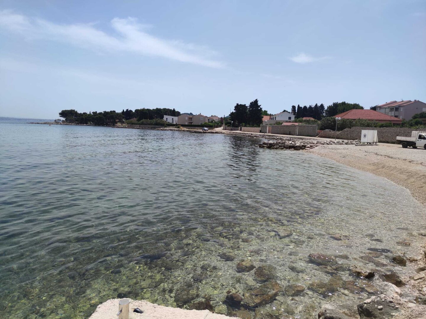 Luxuriöse, voll ausgestattete 4-Zimmer-Apartments/Terrasse/Garten/TG-Platz und Privatpool!