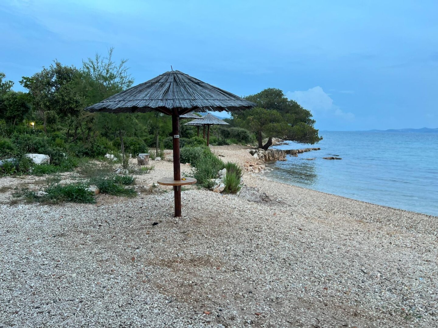 Luxuriöse, voll ausgestattete 4-Zimmer-Apartments/Terrasse/Garten/TG-Platz und Privatpool!