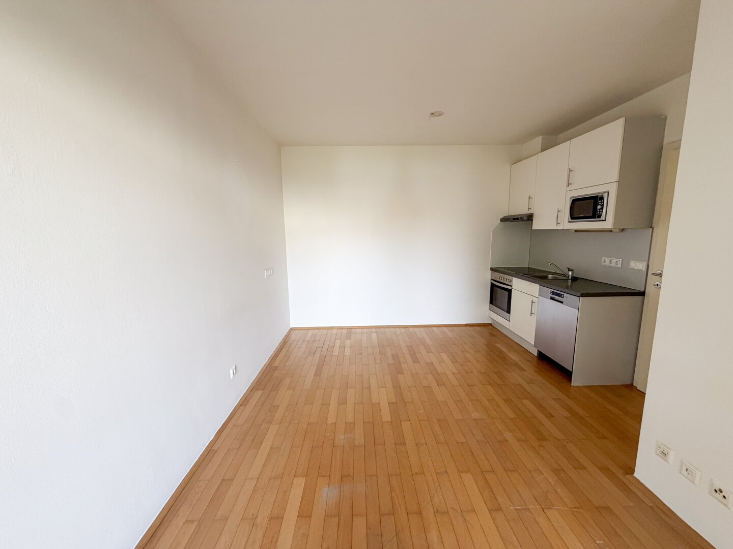 Helle 3-Zimmer-Wohnung mit zwei Balkonen – Nähe Citypark Graz