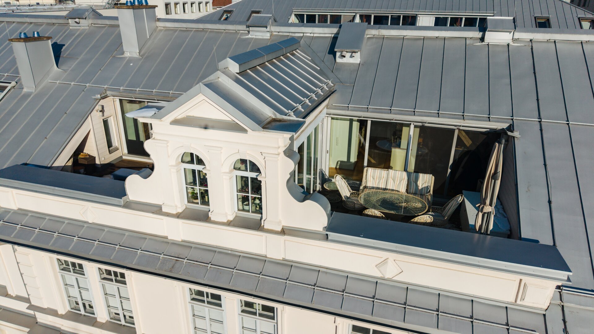 Exklusives Penthouse-Loft in historischer Architektur – außergewöhnliches Wohnen über den Dächern von Villach