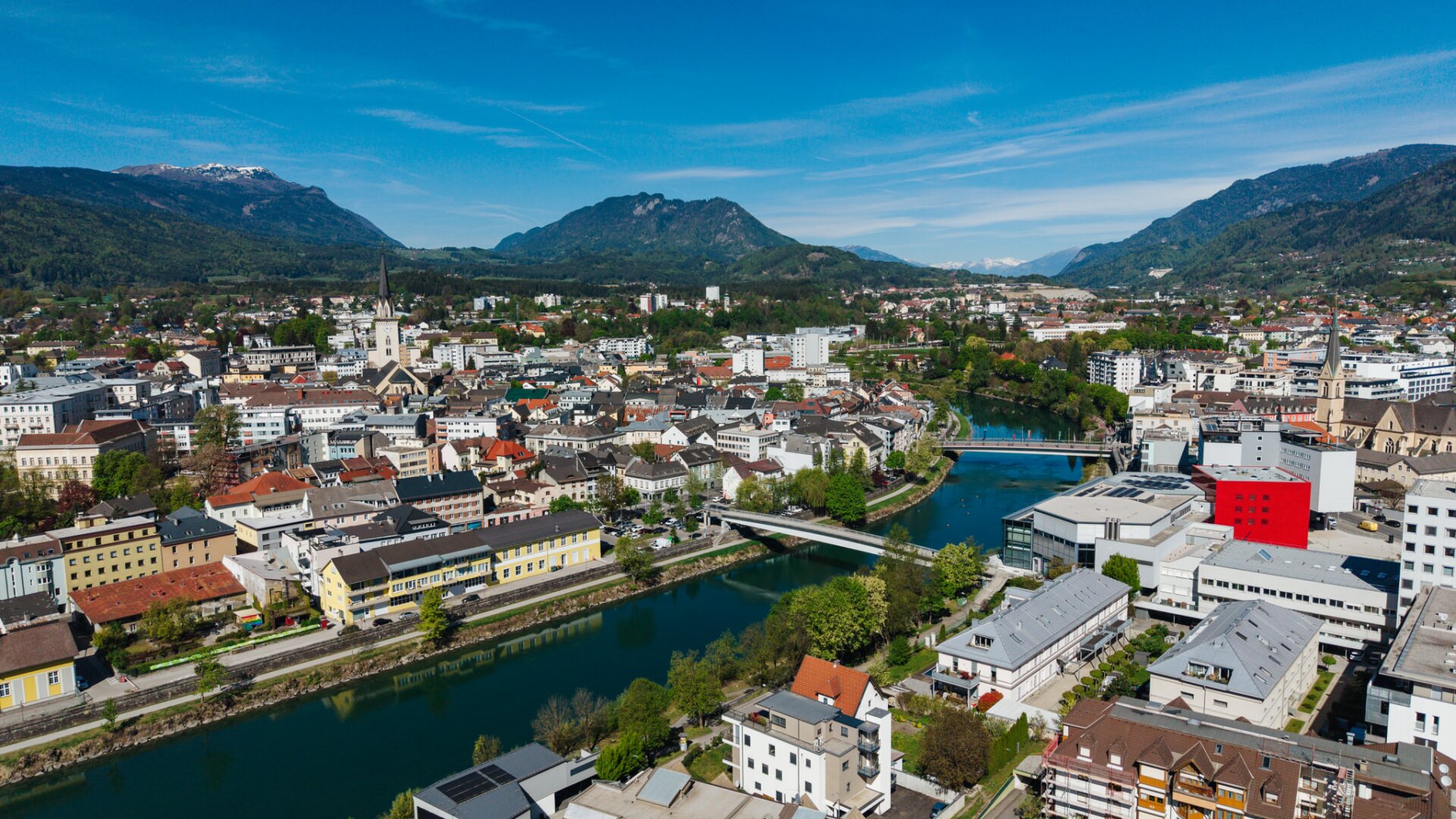 Exklusives Penthouse-Loft in historischer Architektur – außergewöhnliches Wohnen über den Dächern von Villach