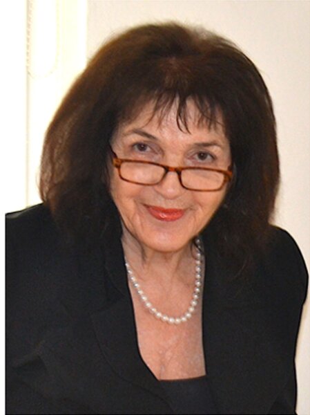 Foto von Frau Anna Ozegovic