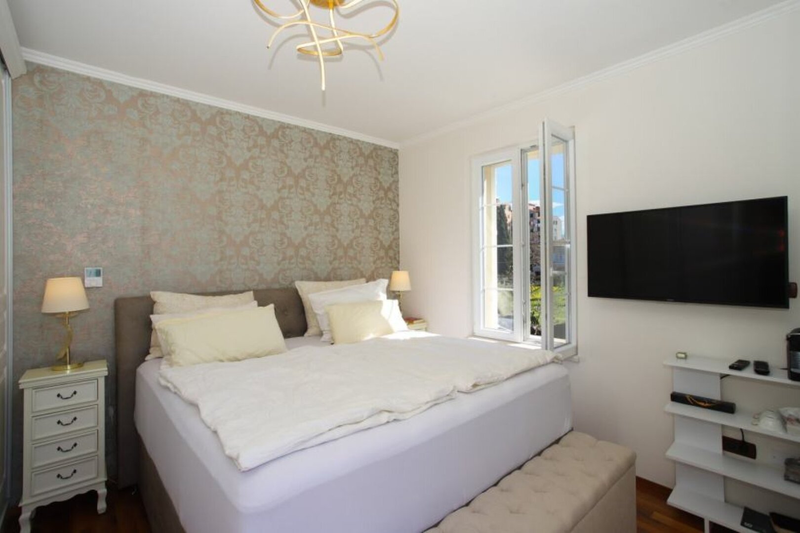 Rovinj, schöne Villa im Zentrum von Rovinj, Meerblick NKP 400 m2