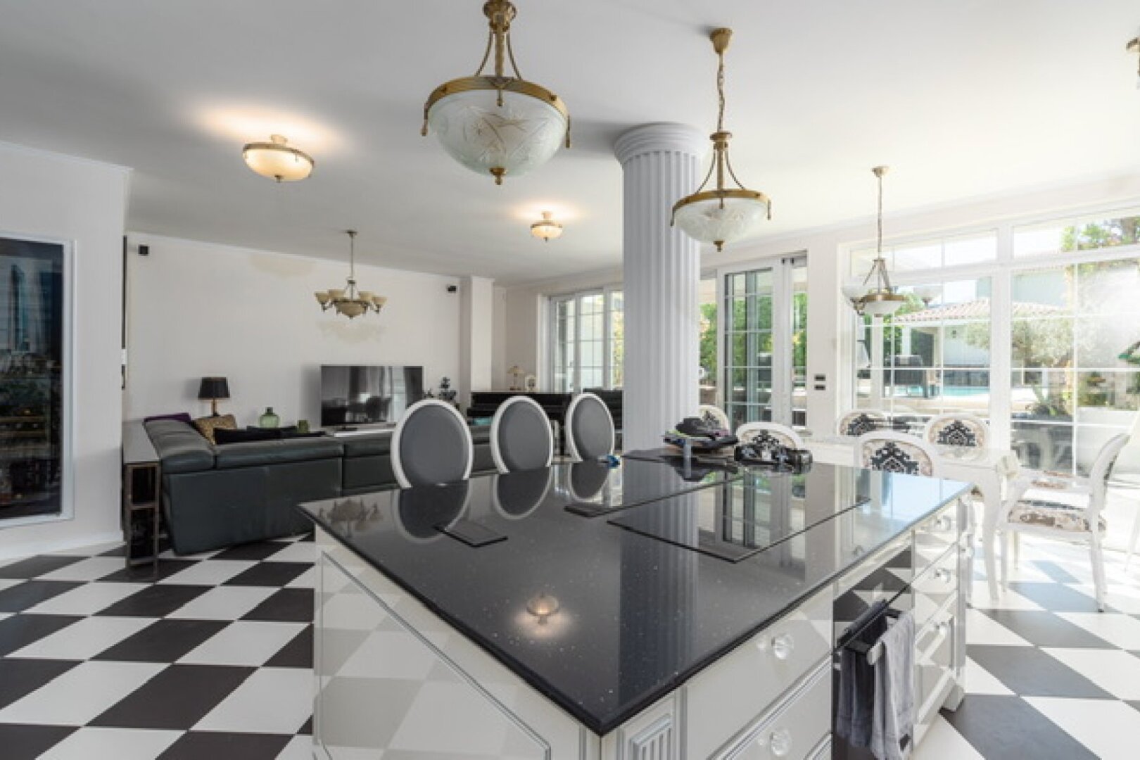 Rovinj, schöne Villa im Zentrum von Rovinj, Meerblick NKP 400 m2