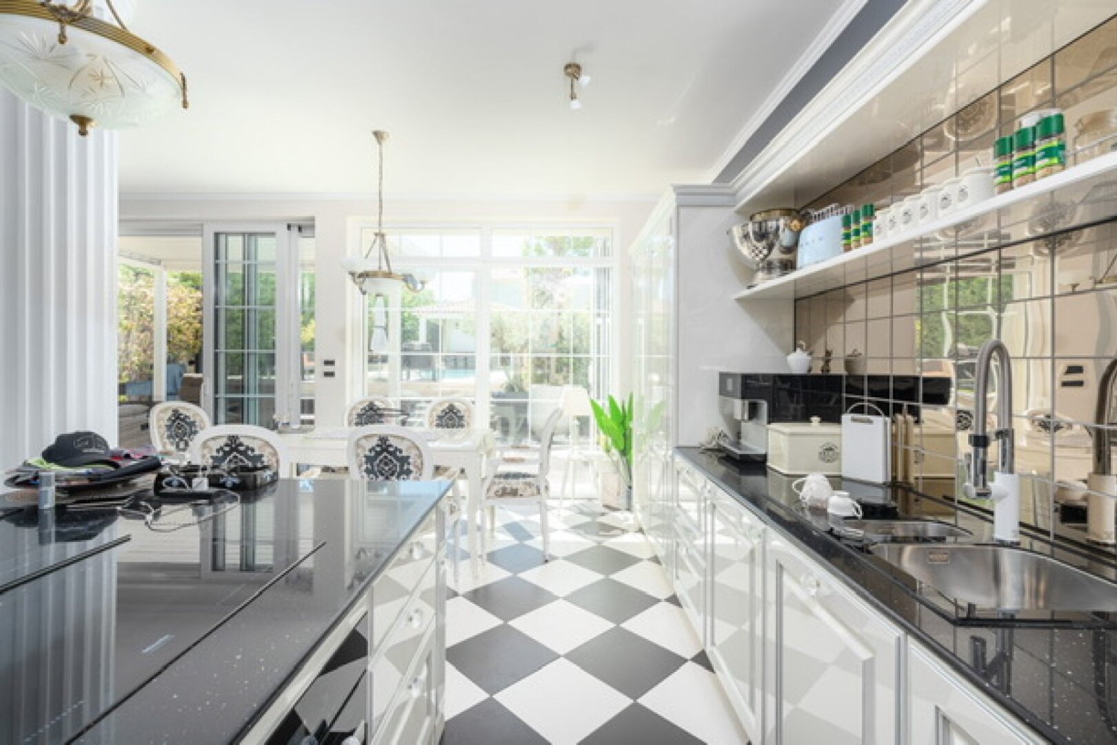 Rovinj, schöne Villa im Zentrum von Rovinj, Meerblick NKP 400 m2