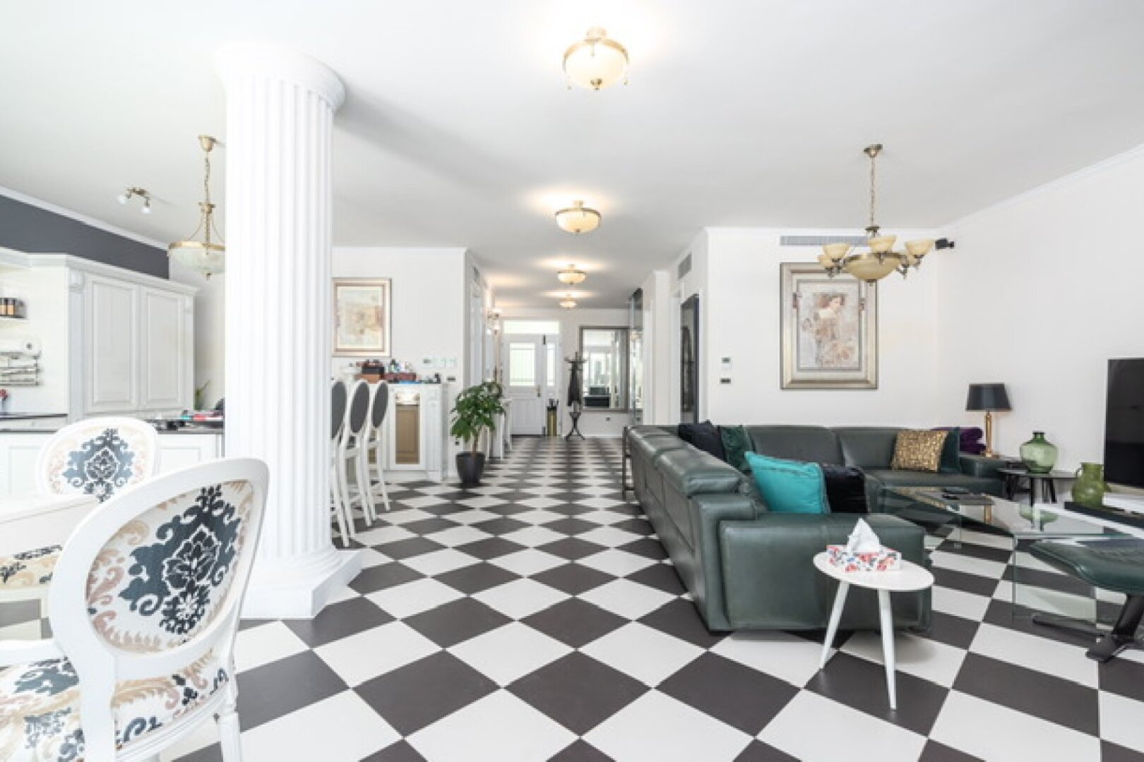 Rovinj, schöne Villa im Zentrum von Rovinj, Meerblick NKP 400 m2