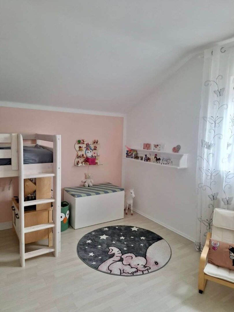 K3- St. Georgen bei Salzburg - Modernisiertes Einfamilienhaus mit Pool – ideal für Großfamilien!!!