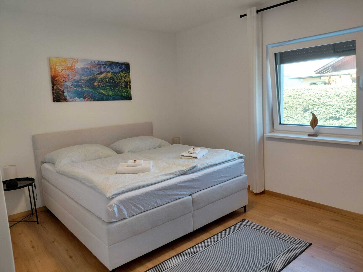 Modernes Neubauhaus mit 2 Appartements