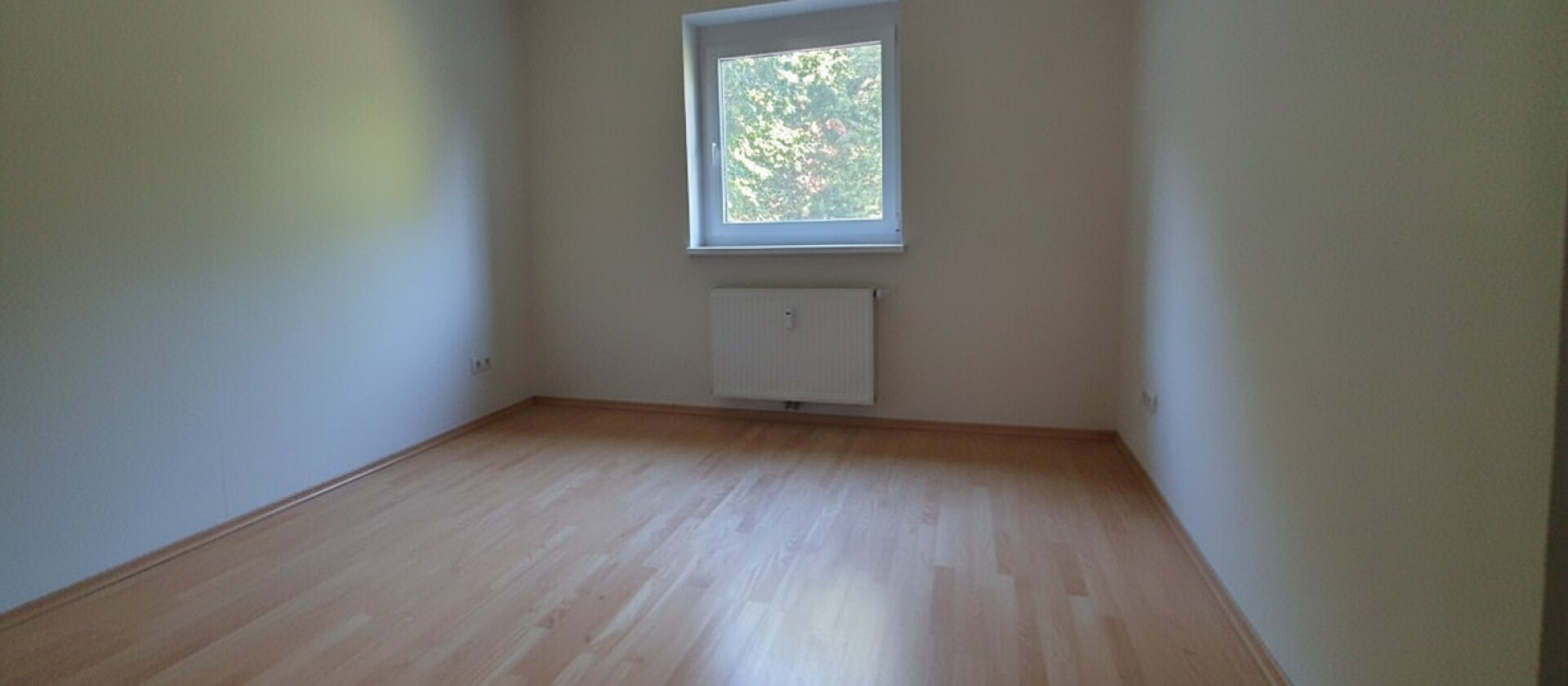Graz-Puntigam-bezaubernde 3 Zimmerwohnung - 2 Balkone - Gartennutzung - Parkplatz - Provisionsfrei!
