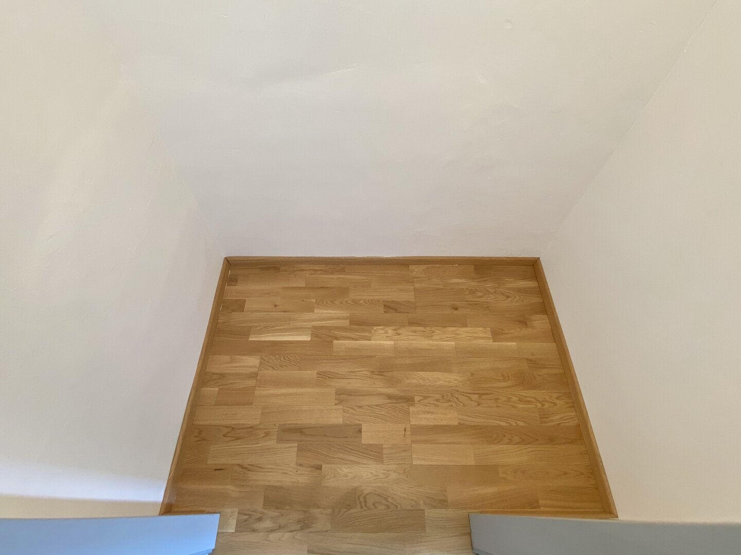 Zinshaus mit signifikantem Entwicklungspotenzial und bestandsfreien Flächen