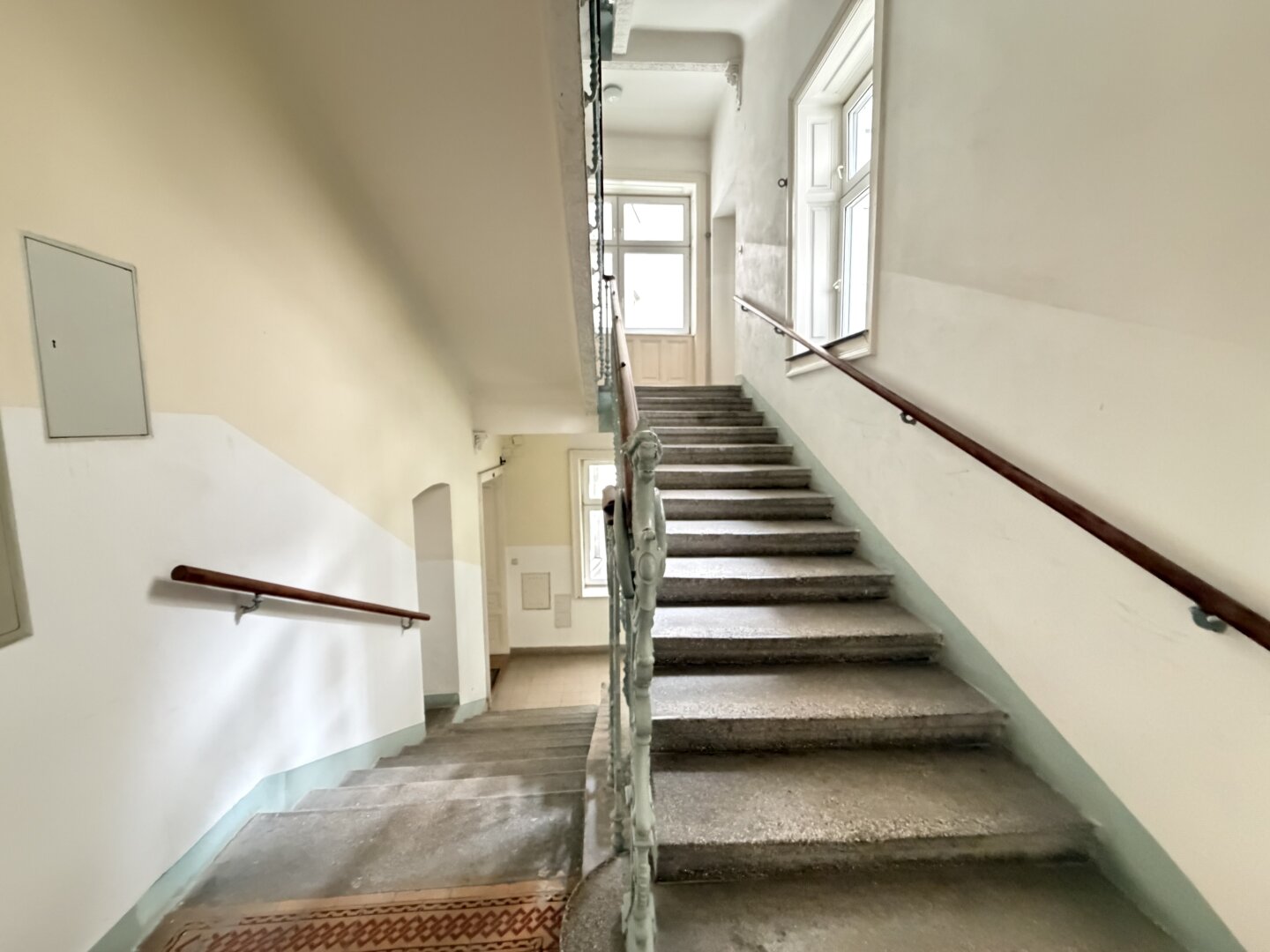 Ruhige Altbauwohnung in Hoflage mit Lift im beliebten 3. Bezirk