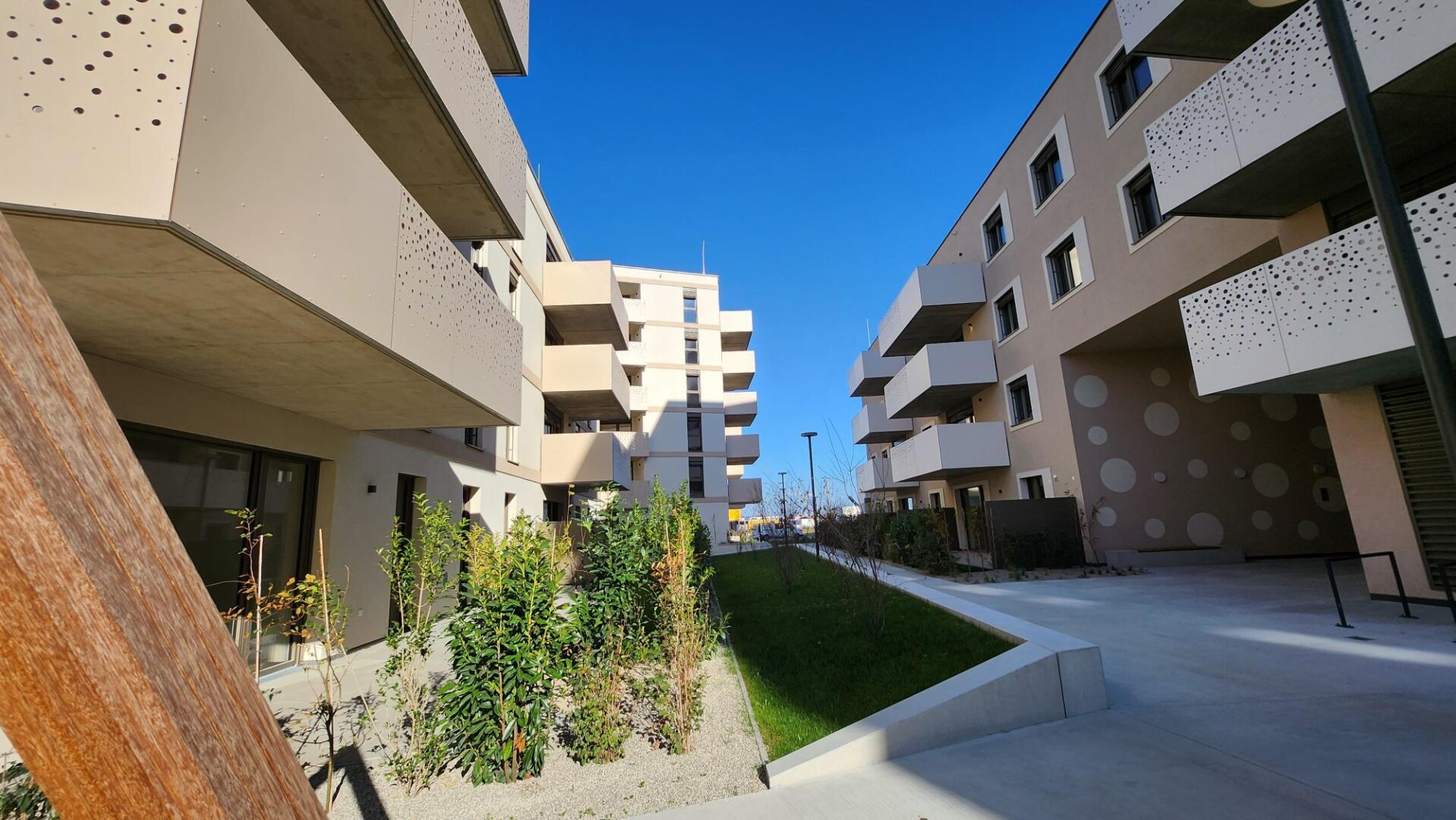 GENIESSEN SIE DEN FRÜHLING IN GRETLS GARTEN! JETZT UM 6,5% GÜNSTIGER!