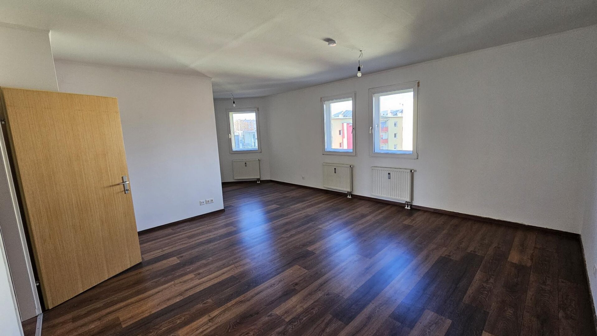 MIETE INKLUSIVE BK, HEIZKOSTEN UND EINEM  ABSTELLPLATZ!