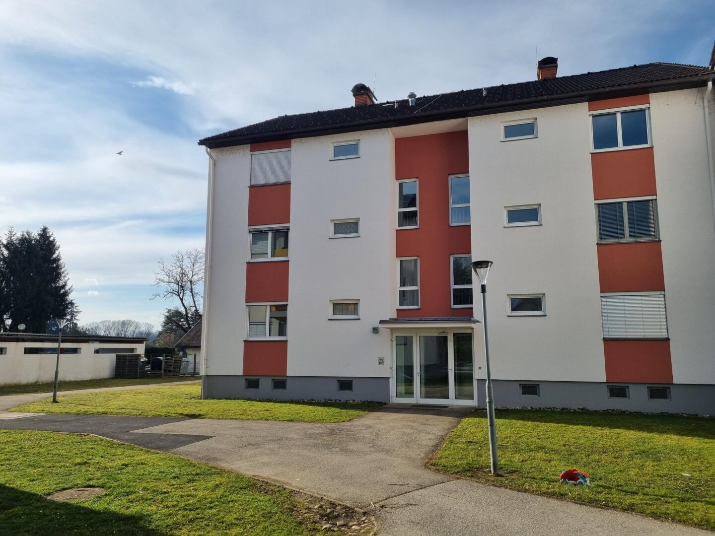 KIRCHENGASSE 20! GROSSZÜGIGE 3-ZIMMERWOHNUNG!