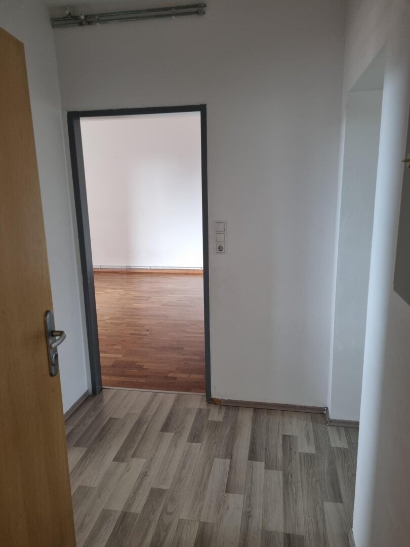 KIRCHENGASSE 20! GROSSZÜGIGE 3-ZIMMERWOHNUNG!