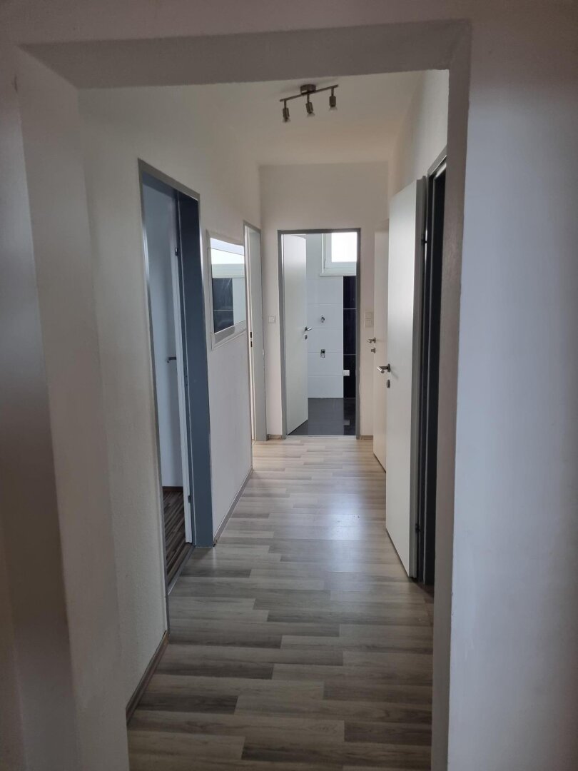 KIRCHENGASSE 20! GROSSZÜGIGE 3-ZIMMERWOHNUNG!