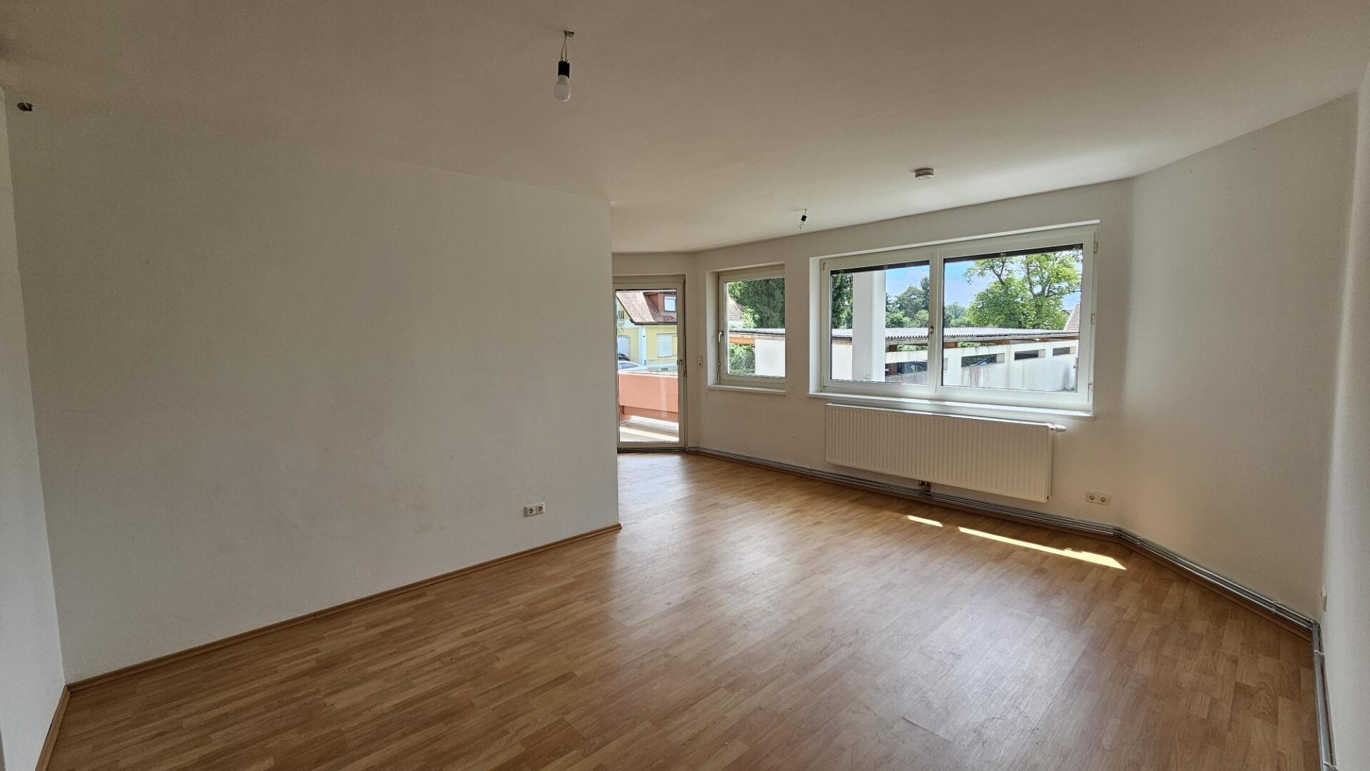 Großzügige 3-Zimmerwohnung mit Balkon - Unbefristeter Mietvertrag