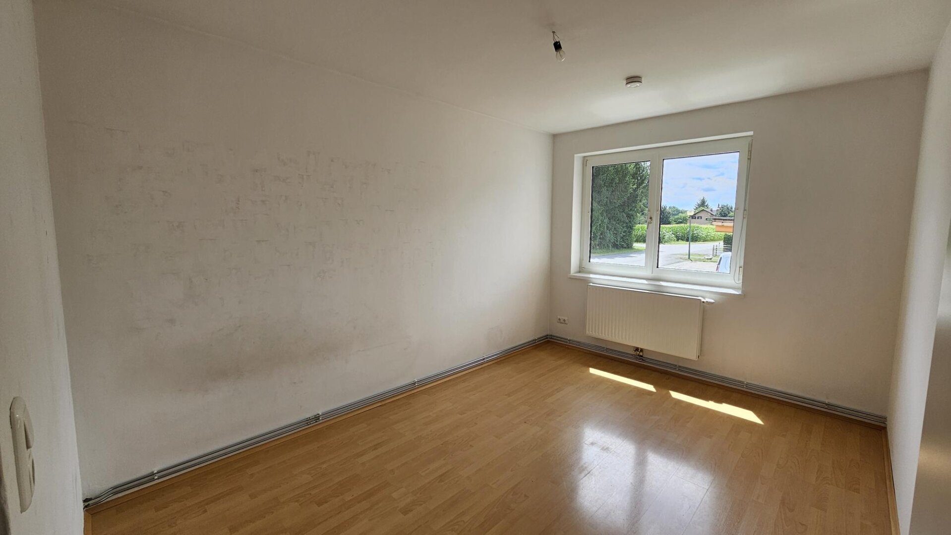 Großzügige 3-Zimmerwohnung mit Balkon - Unbefristeter Mietvertrag