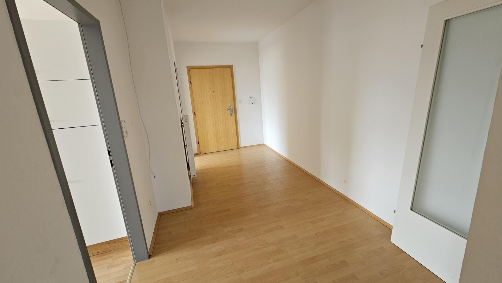 Großzügige 3-Zimmerwohnung mit Balkon - Unbefristeter Mietvertrag