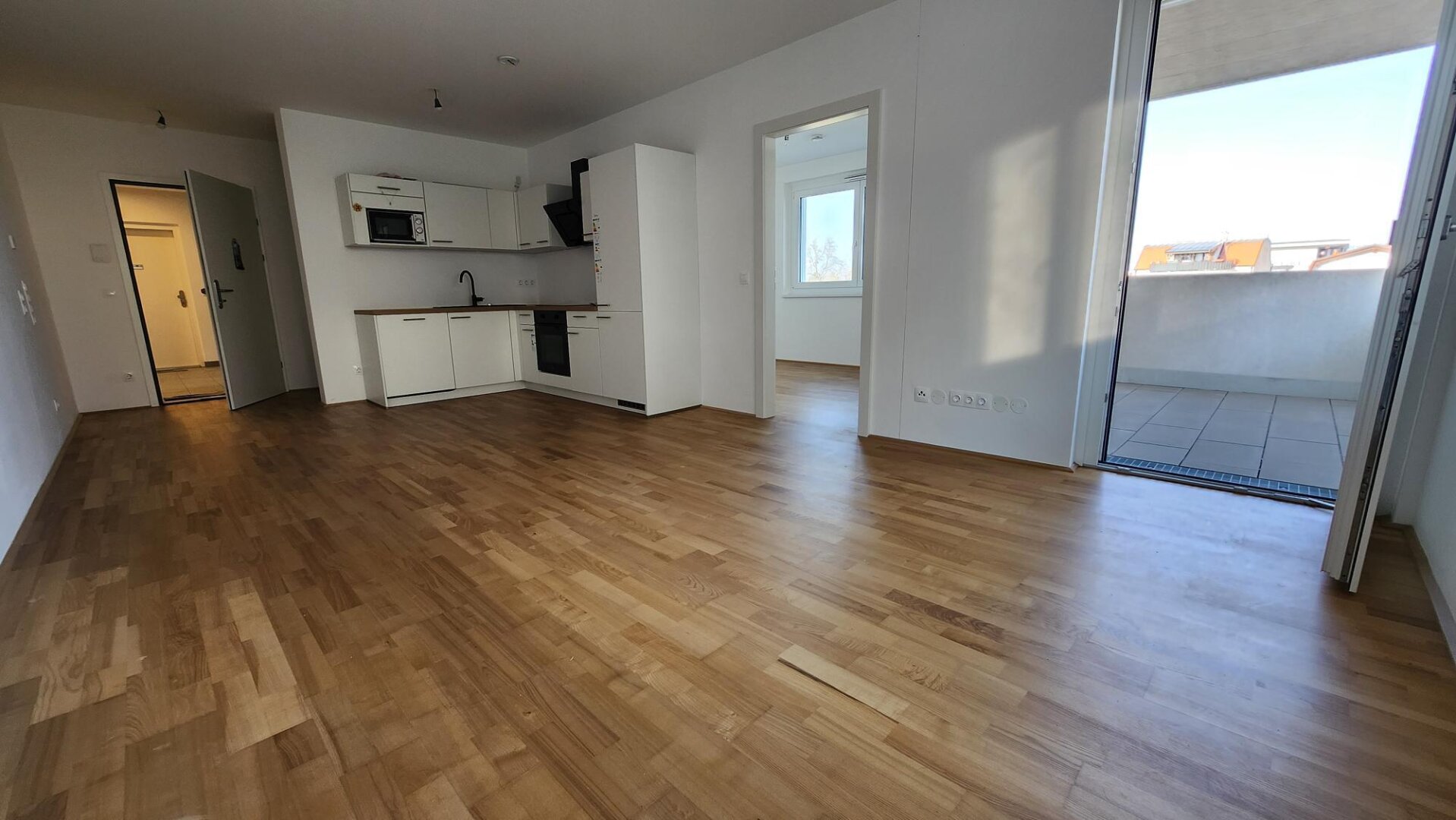 MIETKAUF! GEGENÜBER HIRSCHSTETTNER BADETEICH!