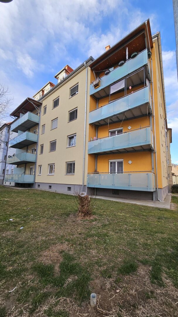 Geförderte 2-Zimmerwohnung mit unbefristetem Mietvertrag