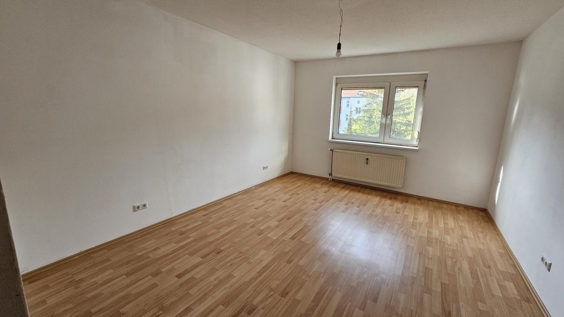 Großzügige 3-Zimmerwohnung mit Loggia