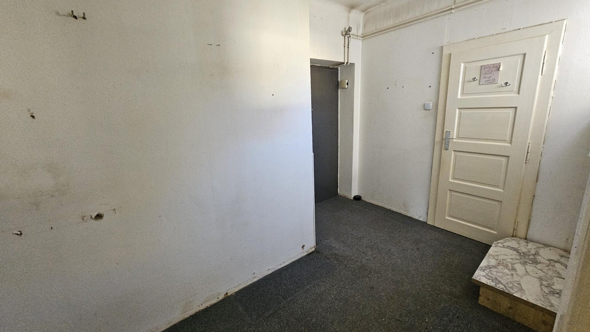 Zwei.Zimmer Genossenschaftswohnung