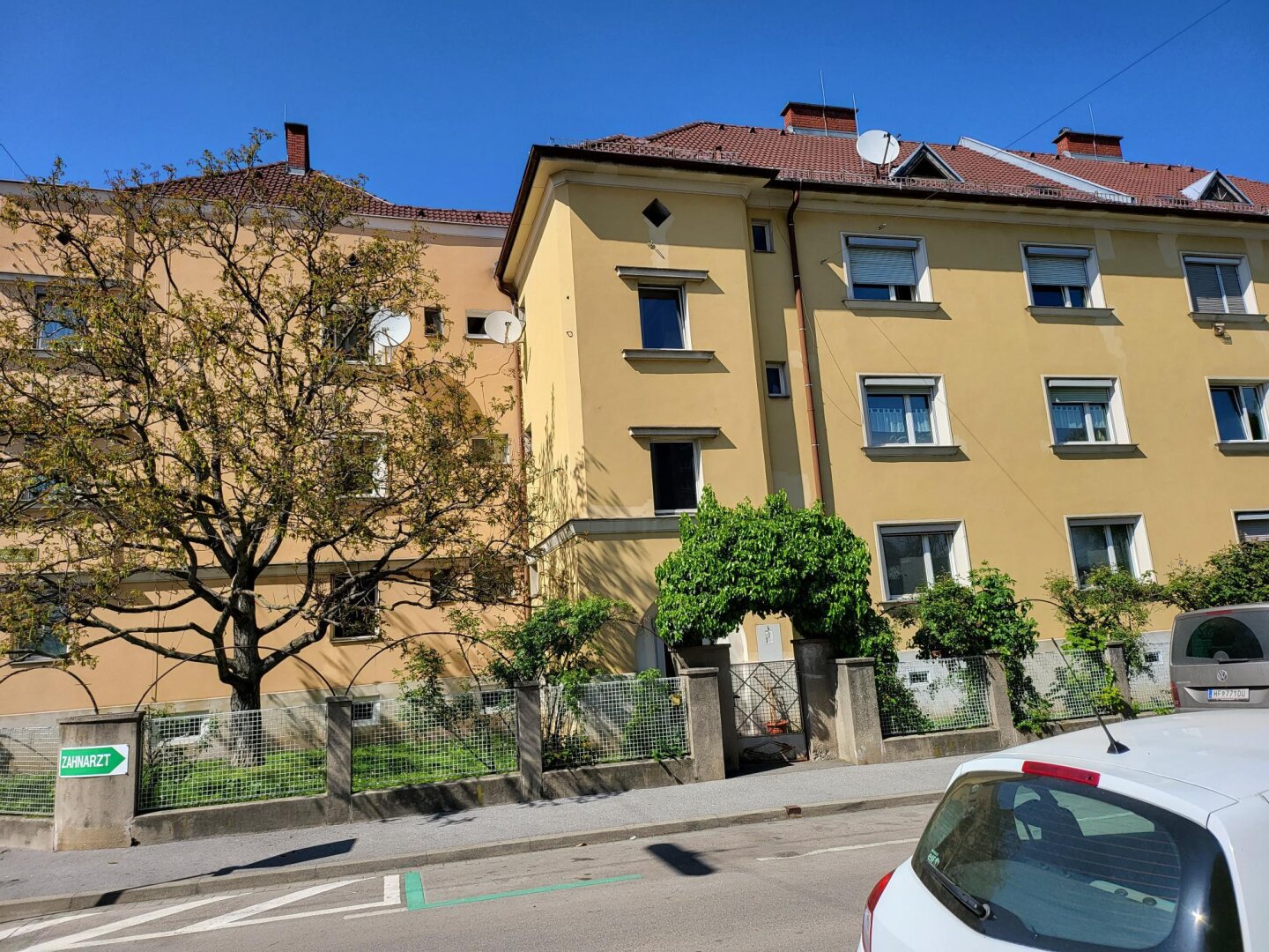 Zwei.Zimmer Genossenschaftswohnung